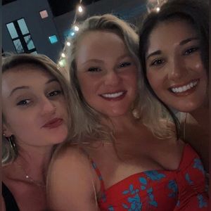 Meet your Posher, Brianna